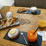 Trinity Luxury بيت ضيافة