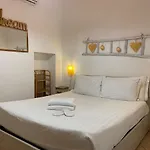 بيت ضيافة Trinity Luxury روما
