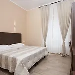 بيت ضيافة Trinity Luxury