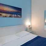 Trinity Luxury بيت ضيافة روما