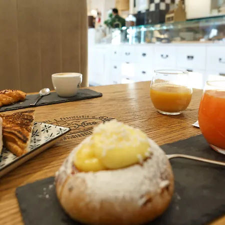 Trinity Luxury Casa de hóspedes 4*