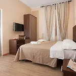 Pensjonat Trinity Luxury Rzym