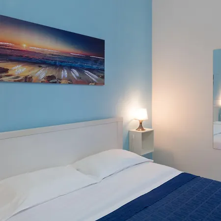 Trinity Luxury בית הארחה רומא