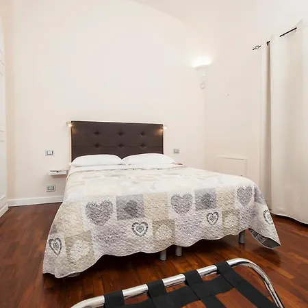 Trinity Luxury Casa de hóspedes