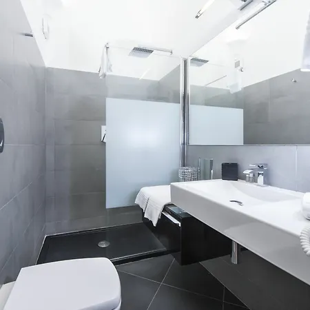 Casa de hóspedes Trinity Luxury