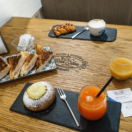 ترينيتي لوكشري روومز بيت ضيافة