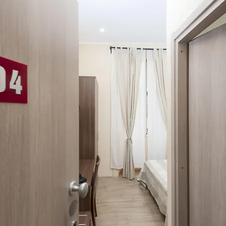 بيت ضيافة ترينيتي لوكشري روومز روما