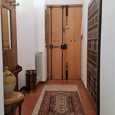 بيت ضيافة ترينيتي لوكشري روومز 4*