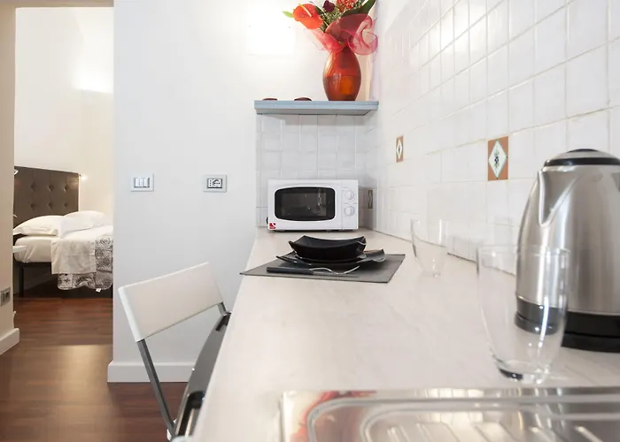 Trinity Luxury Πανσιόν 4*