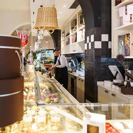Trinity Luxury Gasthuis Rome