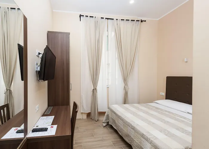 Πανσιόν Trinity Luxury 4*